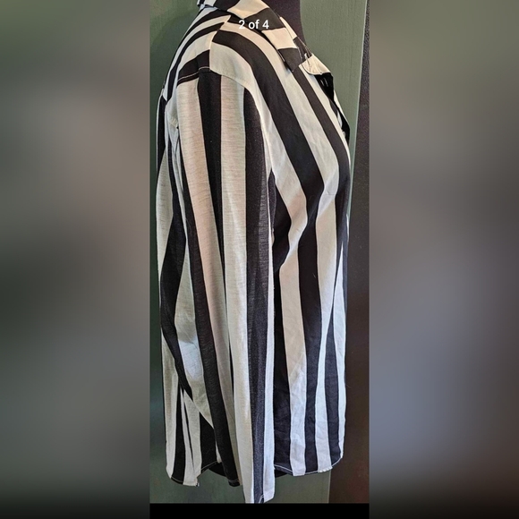 H&M top - Picture 2 of 3